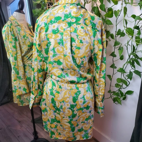 ZARA | Blogger's Favourite Retro Floral Long Sleeve Mini Wrap Dress (Size L) - Picture 8 of 12